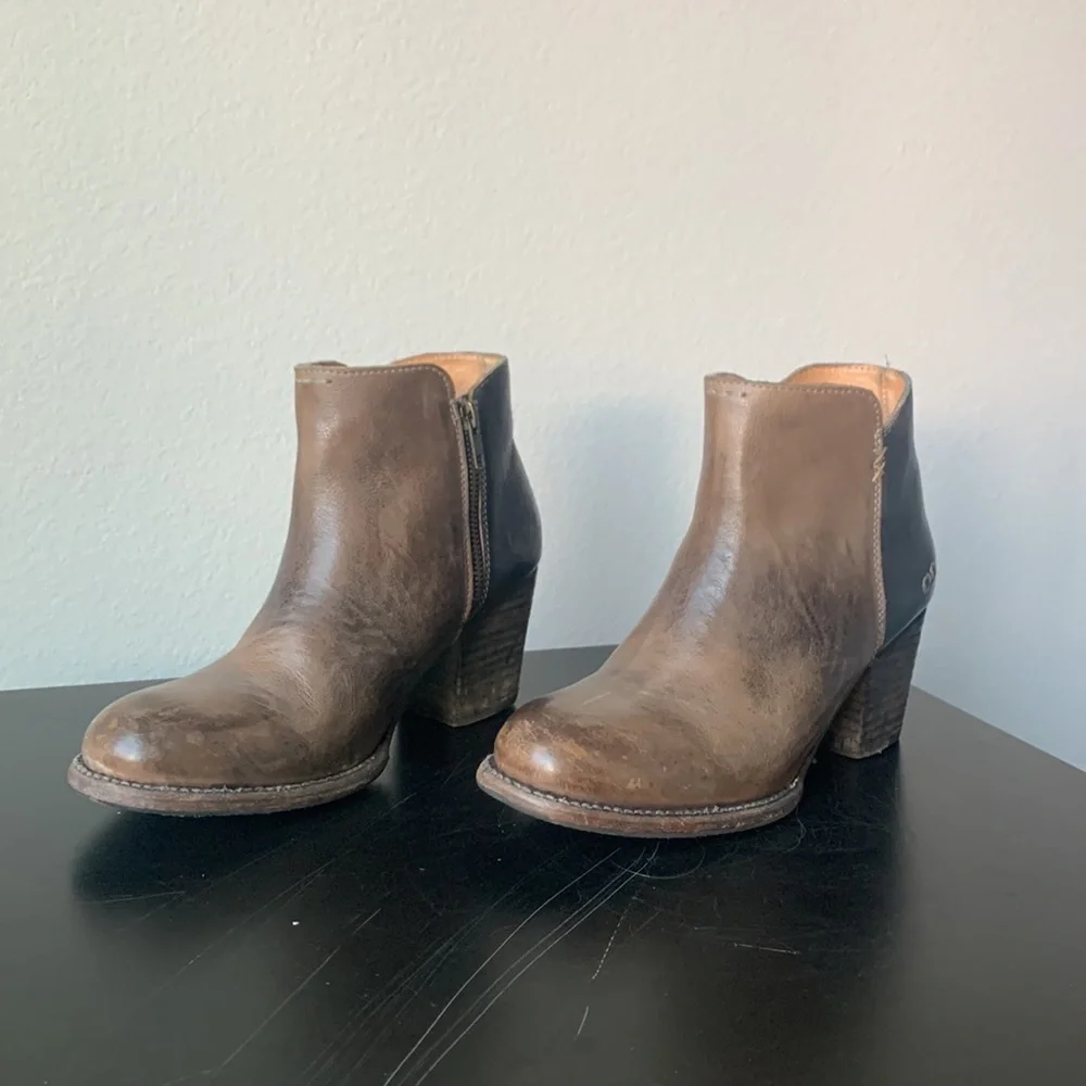 Bedstu Hand Made Leather Boots - Picture 2 of 9